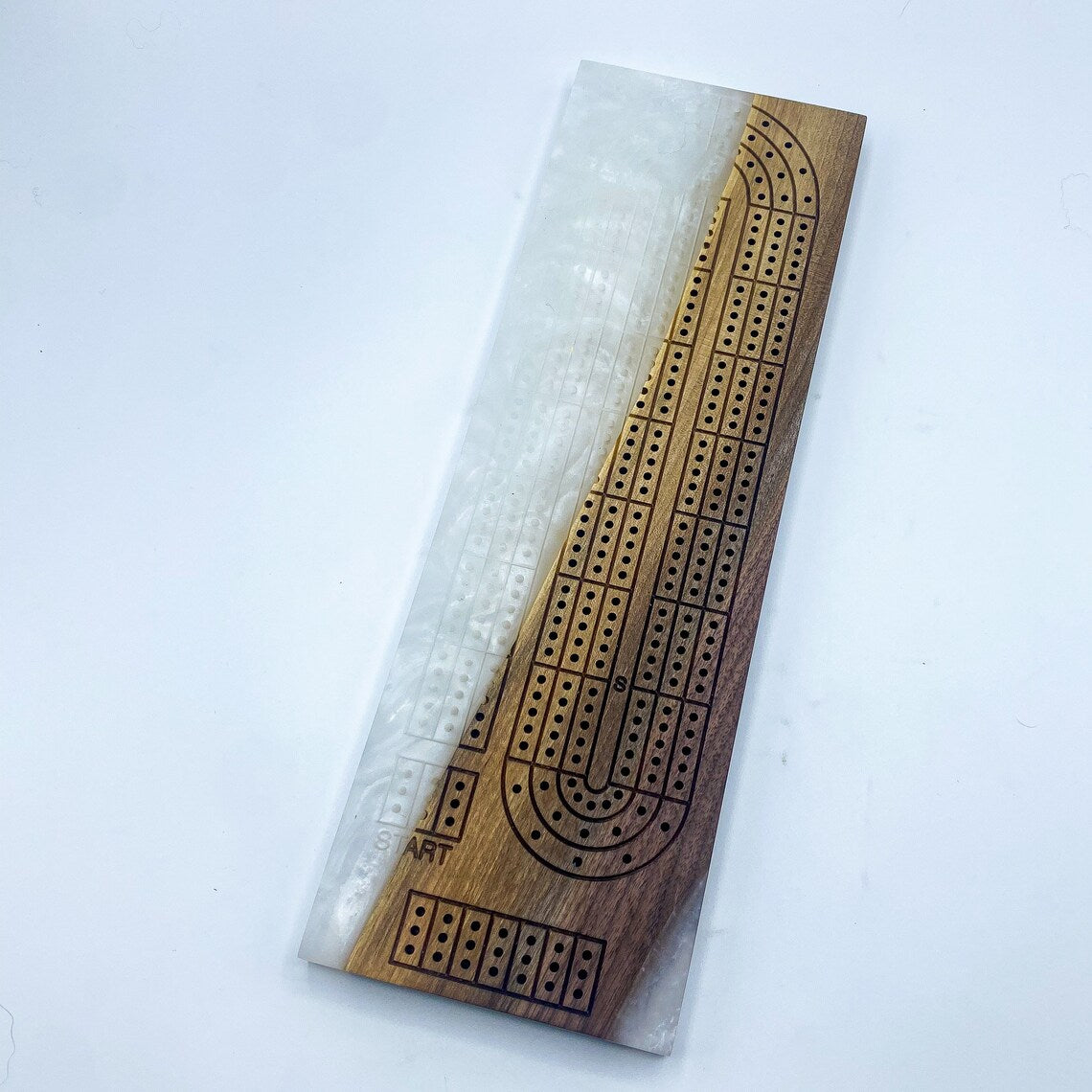 Diamond White Epoxy Resin Crib Board with Black Walnut Wood
